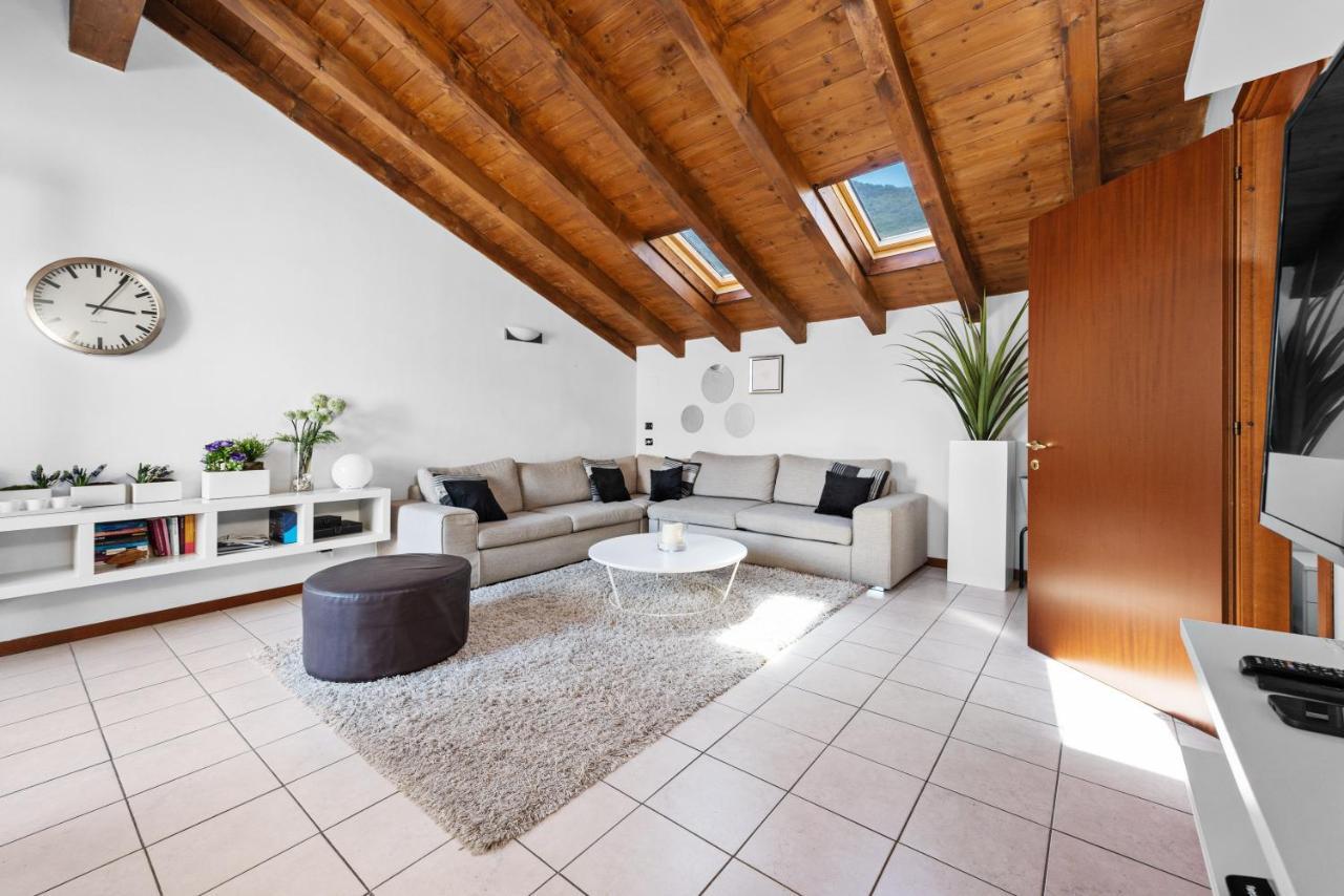 Casacamelia 35, 3 Bdrm With View Lake Como Lejlighed Acquaseria Eksteriør billede
