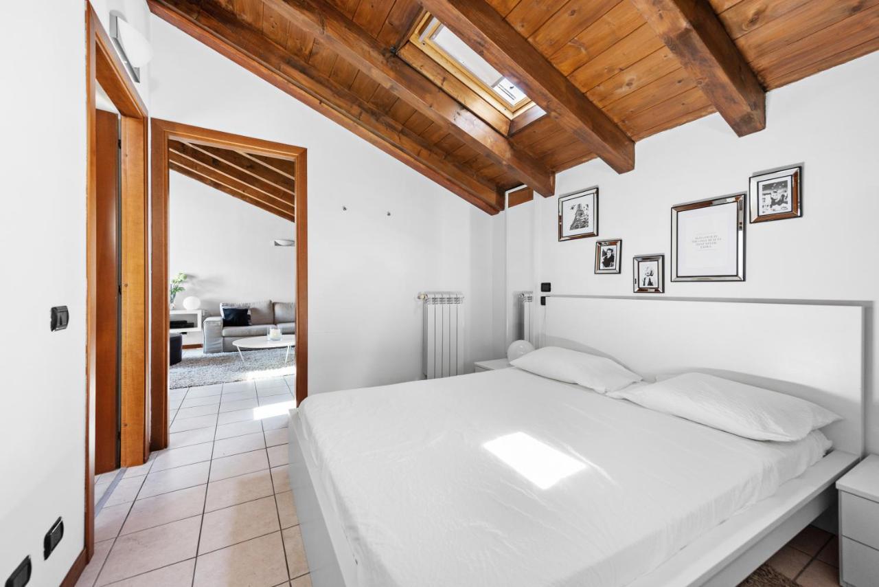 Casacamelia 35, 3 Bdrm With View Lake Como Lejlighed Acquaseria Eksteriør billede